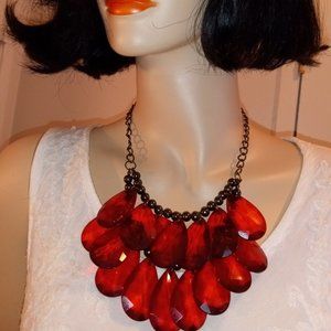 GEORGOUS STATEMENT PIECE - WOMEN'S 2 TIER RED TEAR DROP NECKLACE